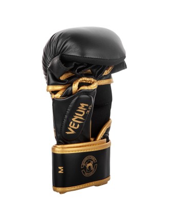 Top Choice Sparring Gloves Venum Challenger 3.0 - Black/Gold Limited Stock