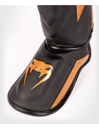 Top Choice Venum Elite Evo Shinguards - Black/Bronze Just In