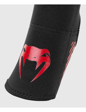 Top Choice Venum Kontact Evo Foot Grips - Black/Red