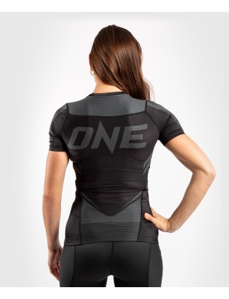 Top Choice Venum ONE FC Impact Rashguard - short sleeves - for women - Black/Black New Release