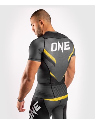 Top Choice Venum ONE FC Impact Rashguard - short sleeves - Grey/Yellow On Hand Now