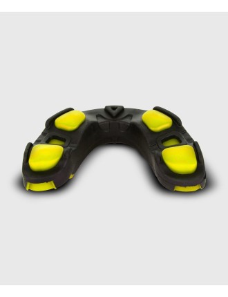 Top Choice Venum Predator Mouthguard - Black/Yellow Hot New Item