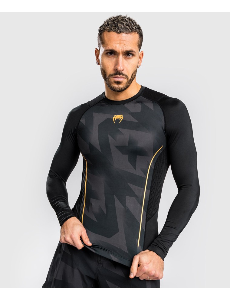 Top Choice Venum Razor Rashguard Long Sleeves - Black/Gold Limited Stock