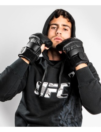 Top Choice UFC Venum Authentic Fight Week Men's Pullover Hoodie - Black Just Launched