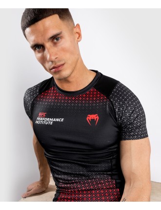 Top Choice UFC Venum Performance Institute Rashguard - Short Sleeves - Black/Red Hot New Item